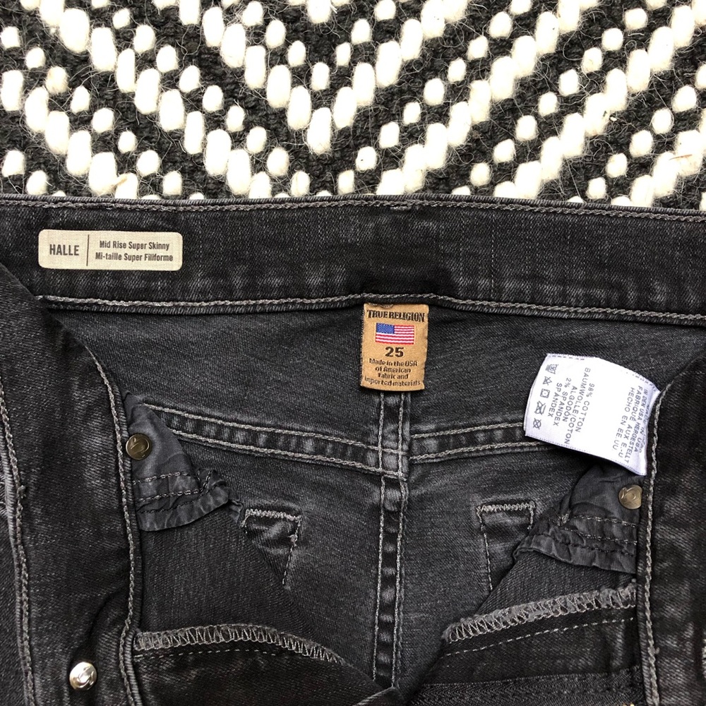 Used TRUE RELIGION Halle Super Skinny Black Jeans - Picture 4 of 4